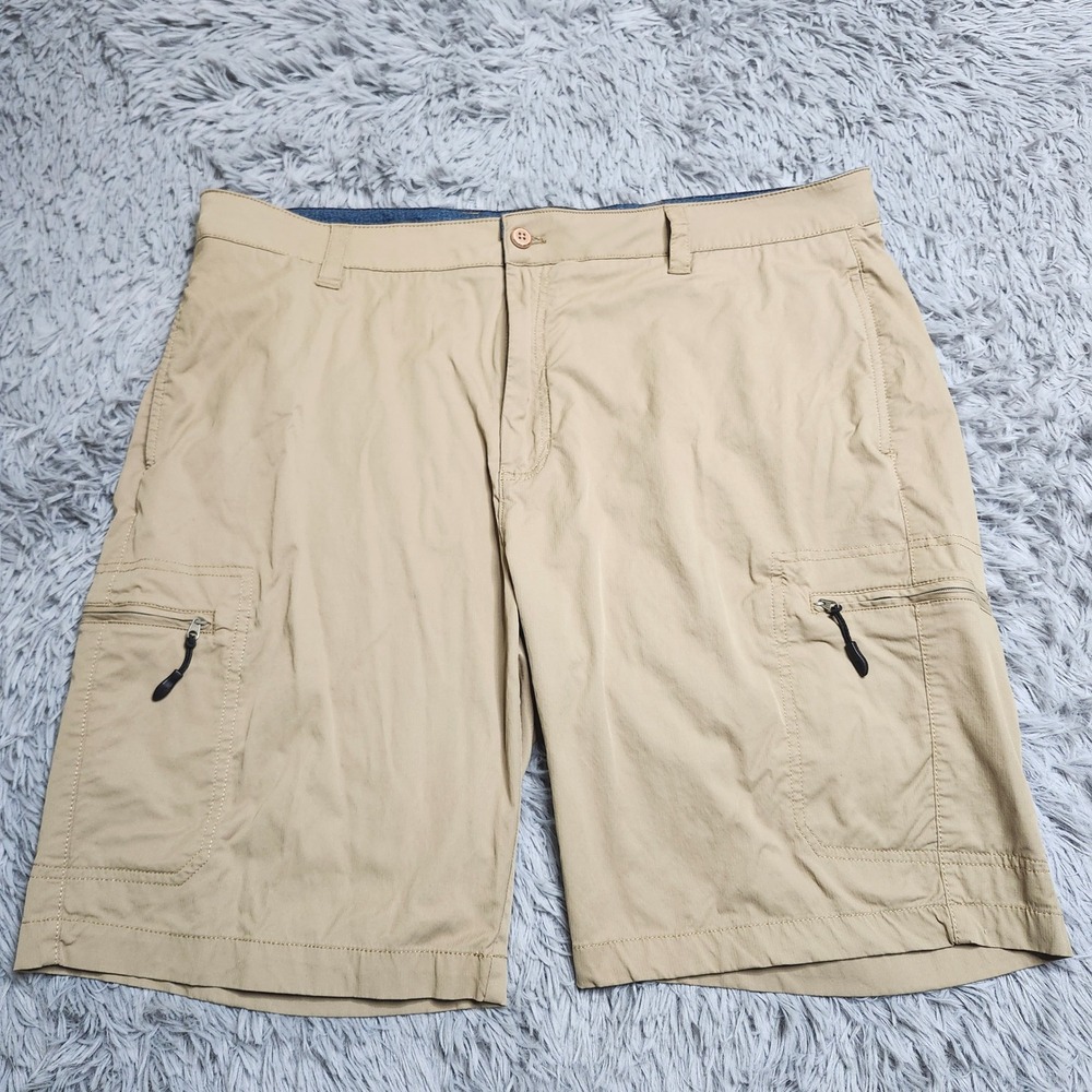 Tailor Vintage Mens Cargo Shorts 42 Tan Beige Flat Front Casual Luxe Performance